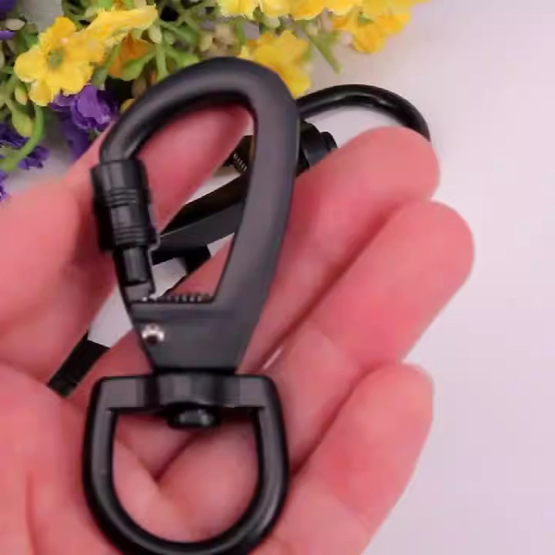 Carabiner Locking D - Wielofunkcyjna klamra typu D z automatyczną