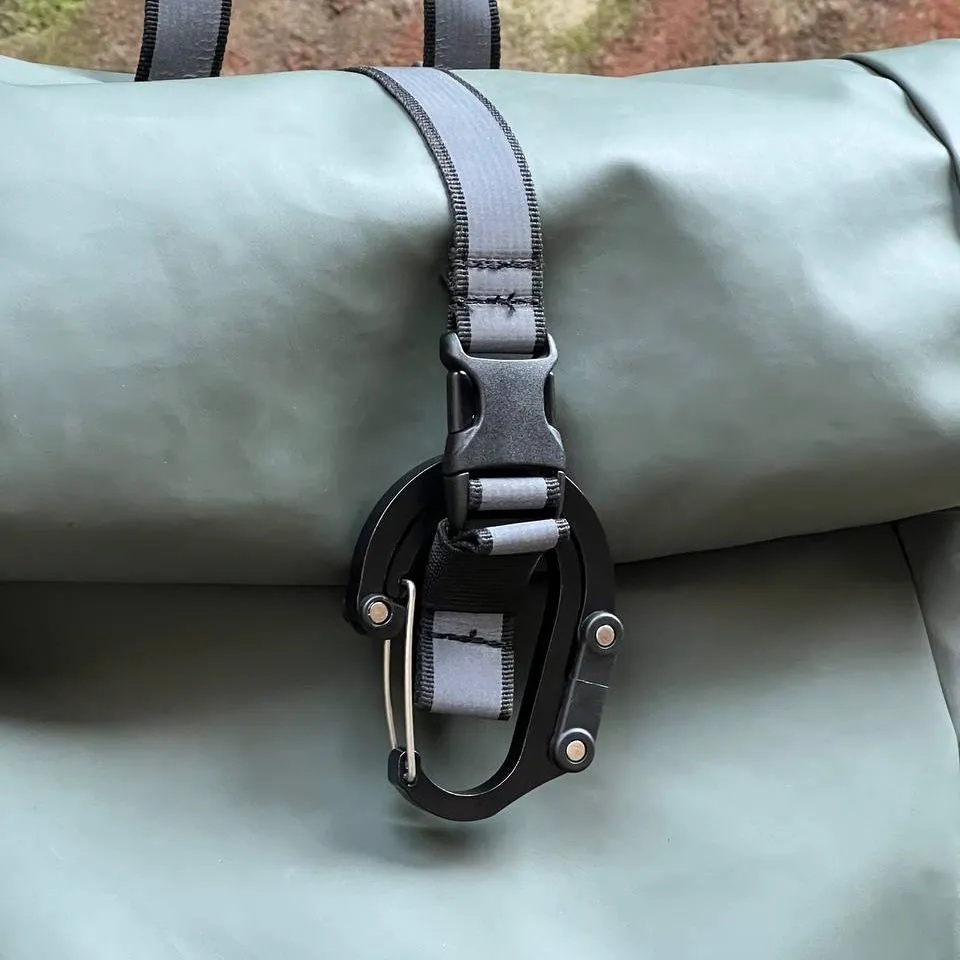 Hybrydowy klips do sprzętu kem – Carabiner Locking D recenzja i cena