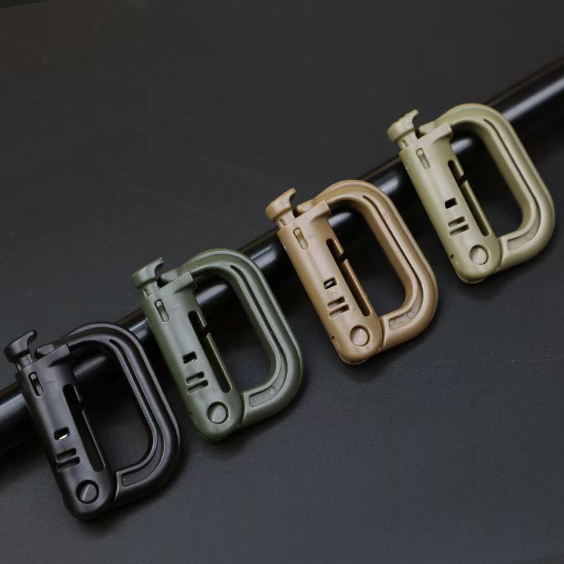 Taktyczny karabińczyk z D-ring – Carabiner Locking D recenzja i cena